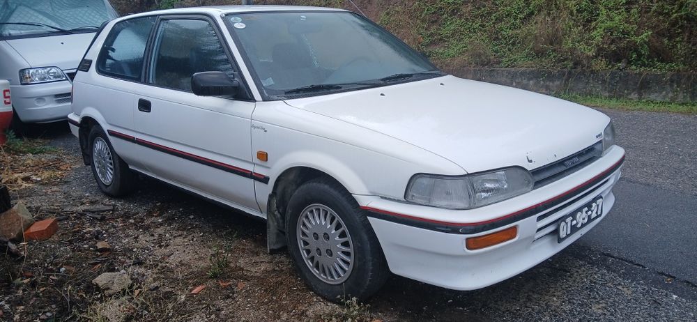 Toyota Corolla 1.3cc Gasolina