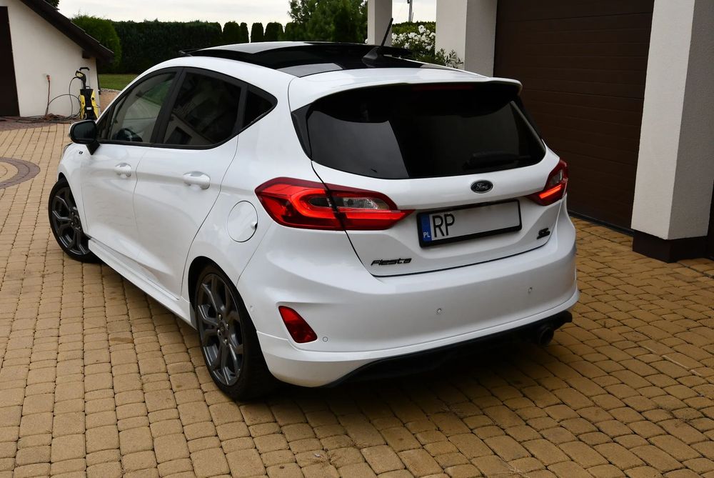 Ford Fiesta AUTOMAT ST Line B@O full led panorama