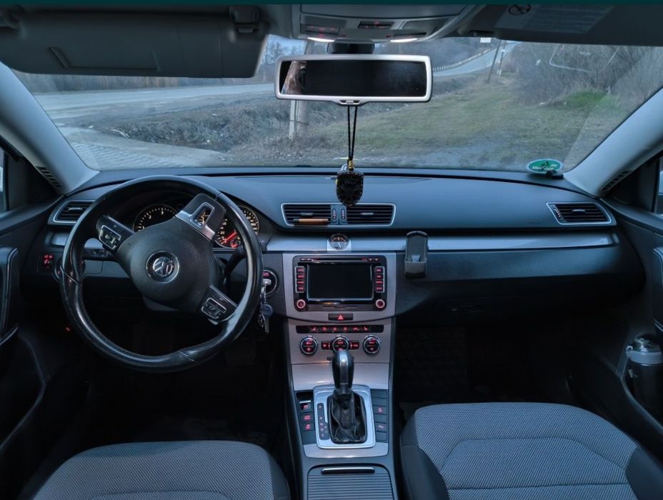 Volkswagen Passat B7 2012