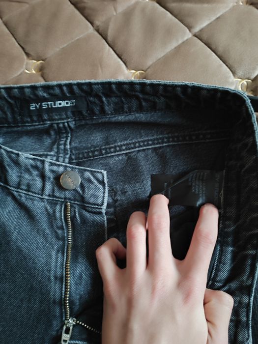 2Y STUDIOS flared jeans type