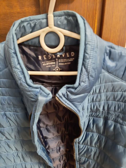 Lekka kurtka pikowana