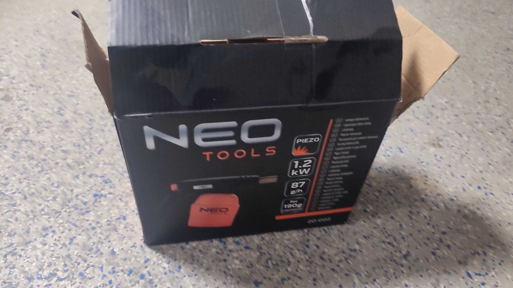 Palnik gazowy na kartusze. Lampa lutownicza.