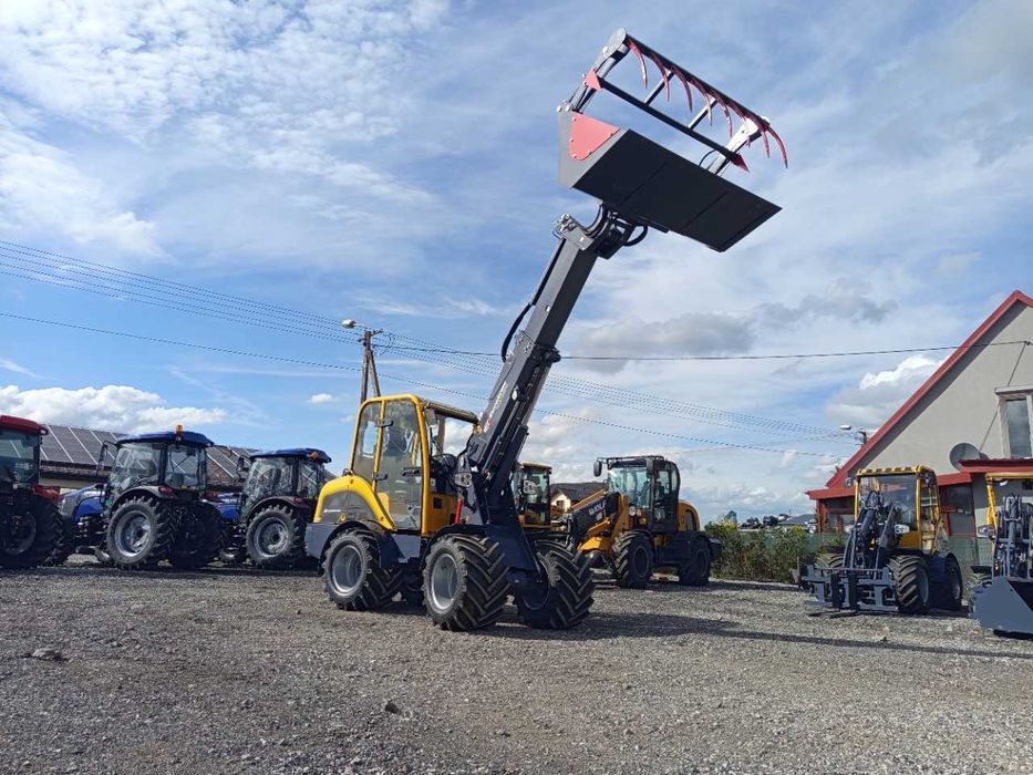 PROMOCJA Ładowarka teleskopowa EUROTRAC T13 I silnik YANMAR 50 KM