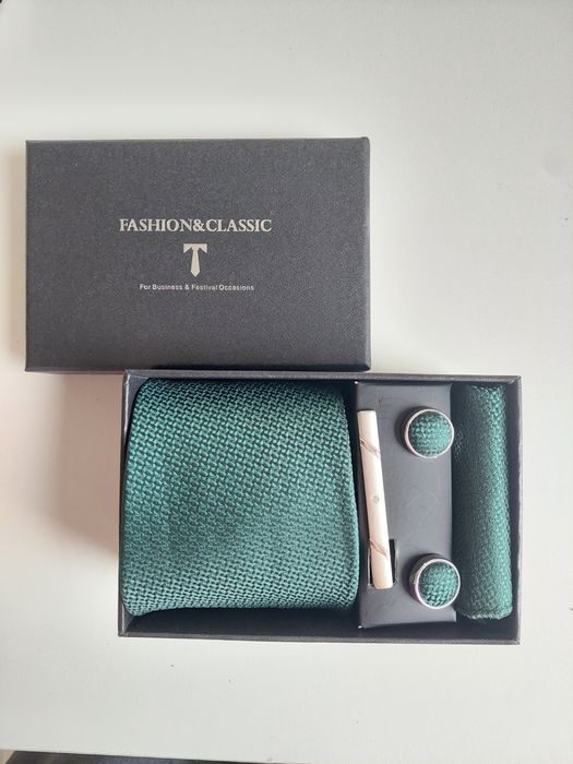 Nowy zestaw krawat zielony dla niego spinki klips chusteczka