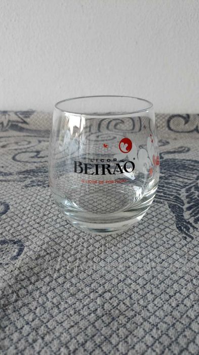 Copos licor beirão