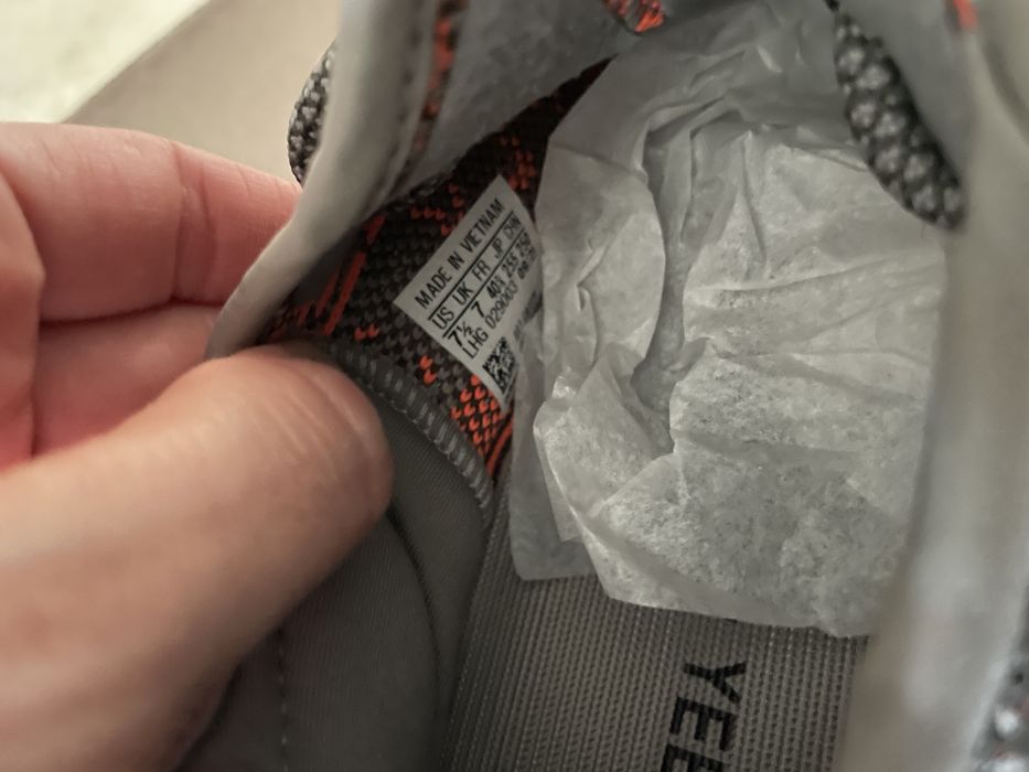 Yeezy Boost 350 V2 Beluga 40 2/3 25,5cm
