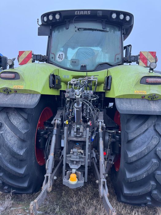 Продаж Claas Axion 920