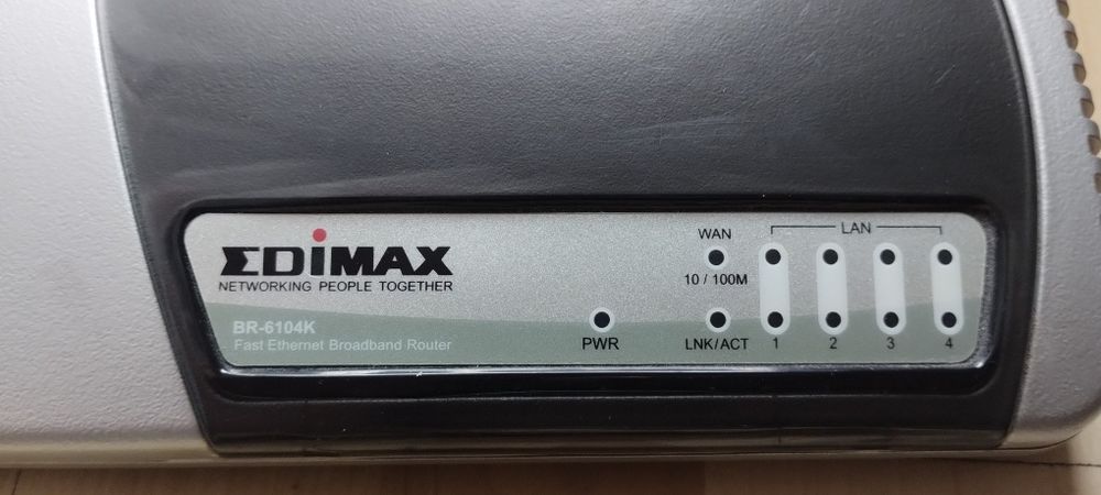 EDIMAX BR-6104K Router