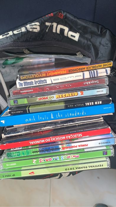 Cds diversos em bom estado