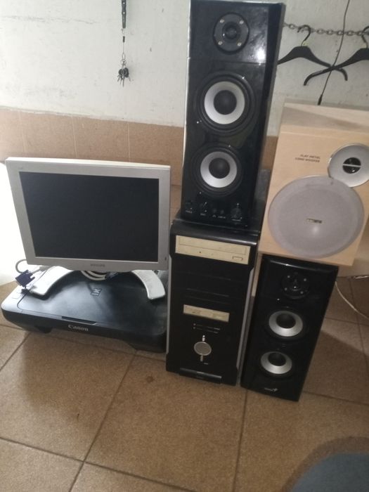 Komputer zestaw monitor drukarka głośniki! Sprawne okablowanie