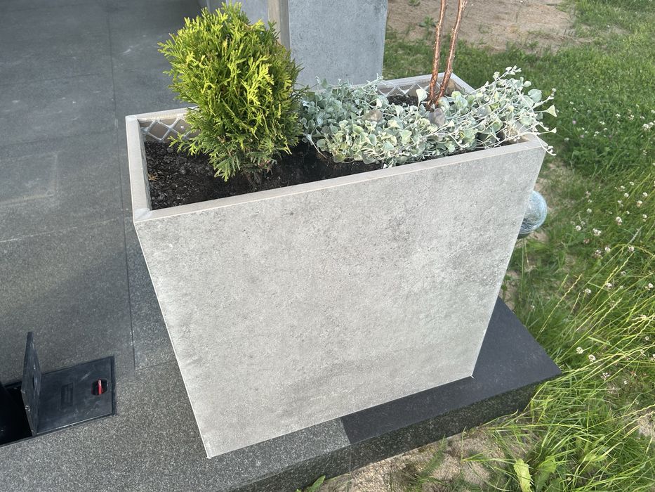 Donica tarasowa   ceramiczna