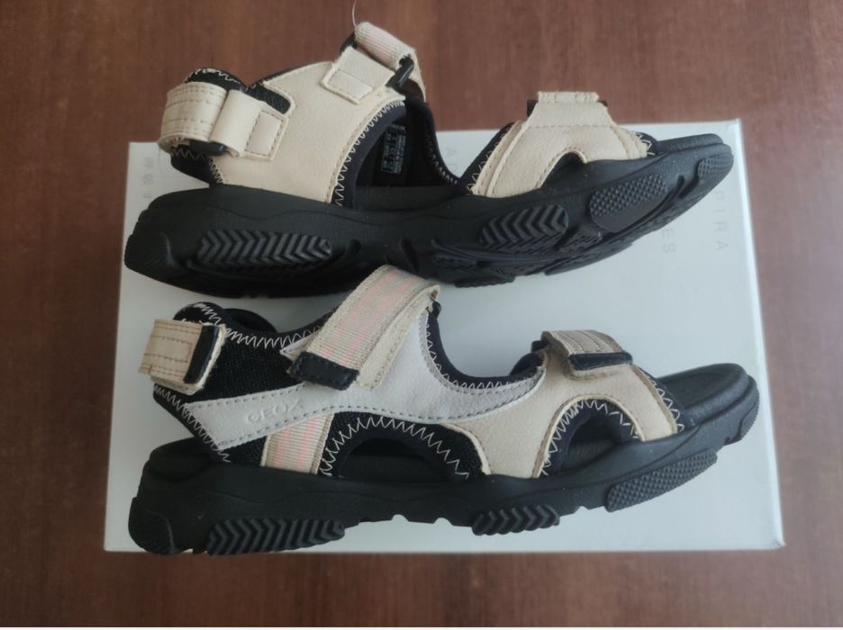 Сандалі geox 37