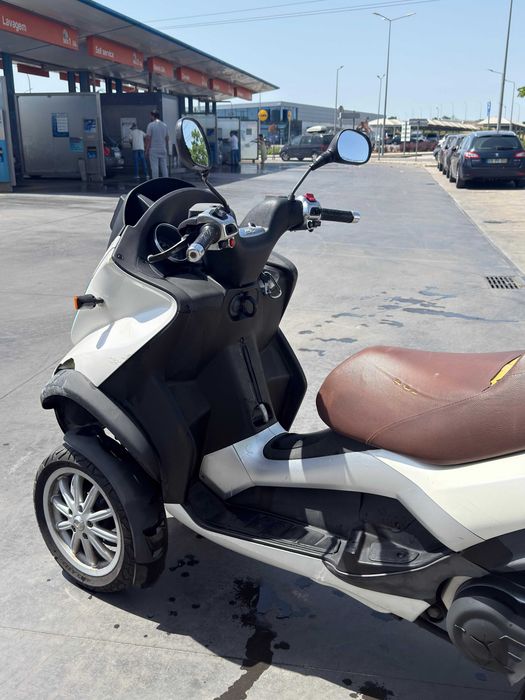 Piaggio Mp3 500