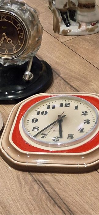 Stare Zegarki z czasów PRL