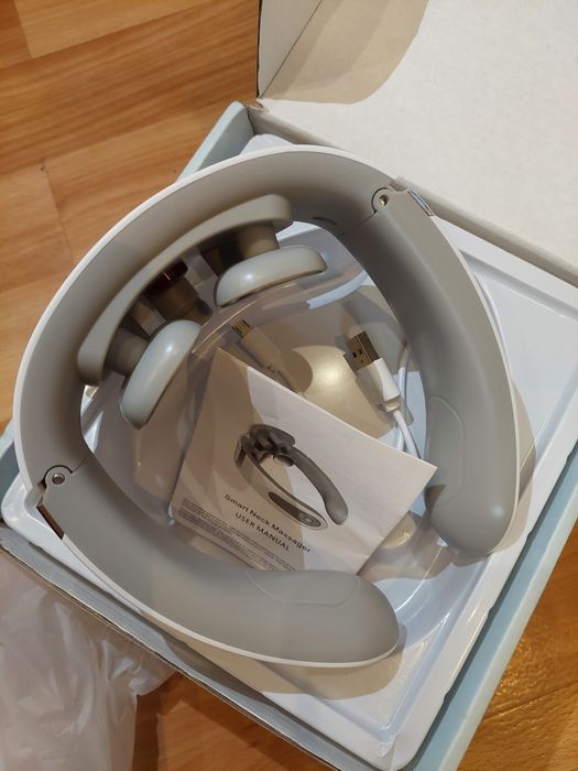 Смарт масажер для шиї,  новий