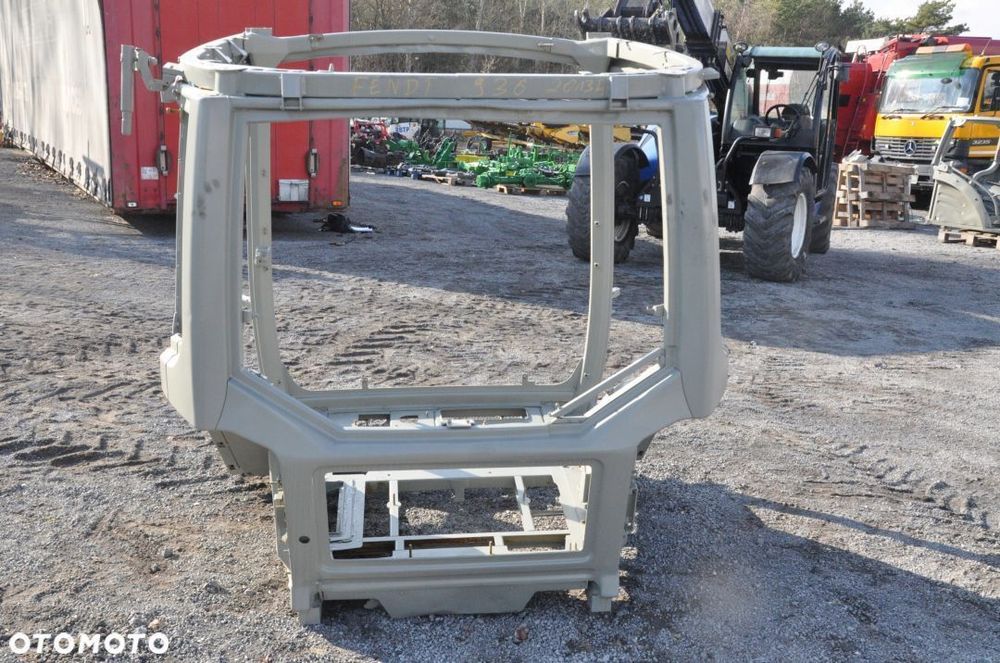 KABINA FENDT 936 2013 ROK