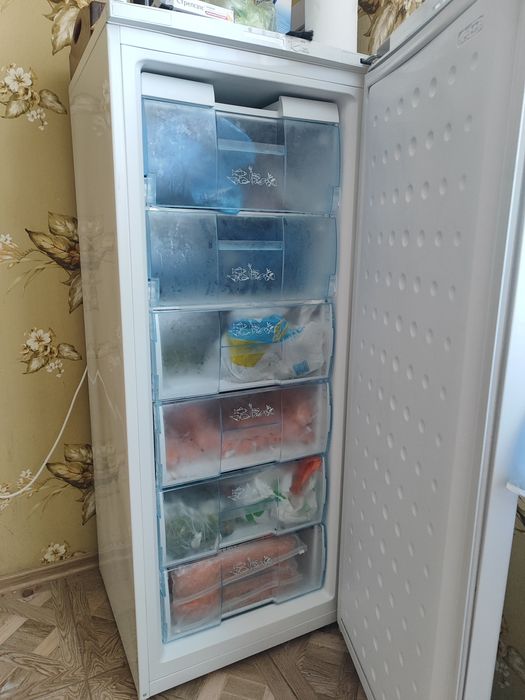 Морозильна камера BEKO