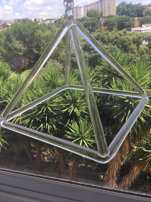 Pirâmide de Som em Cristal Quartzo