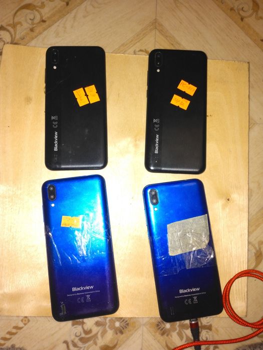 Лот телефонов на запчасти.