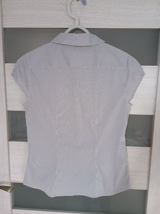 Elegancka bluzka marki H&M rozmiar 36