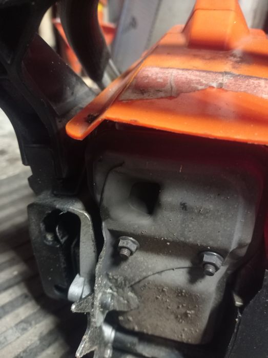 Бензопила Tekhmann csg-1840