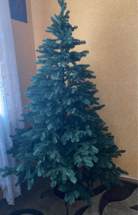 Новорічна ялинка