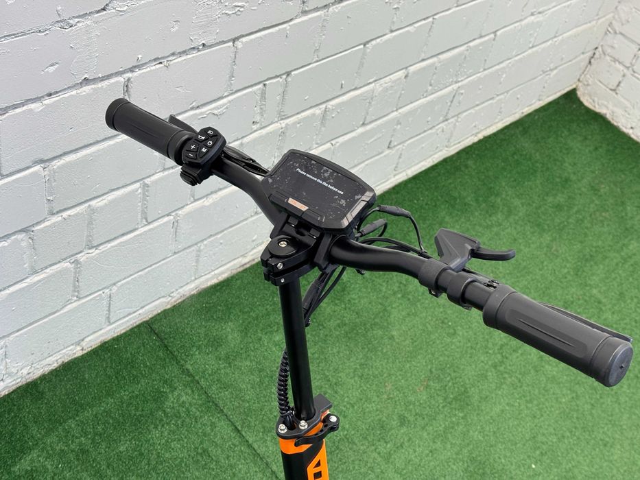 Електросамокат чорний XBOOST OO3 PRO GEN1 (1200 Вт, 23А*год) самокат B