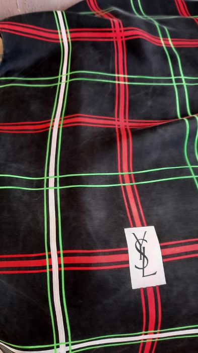 Винтажный шёлковый платок YVES SAINT LAURENT