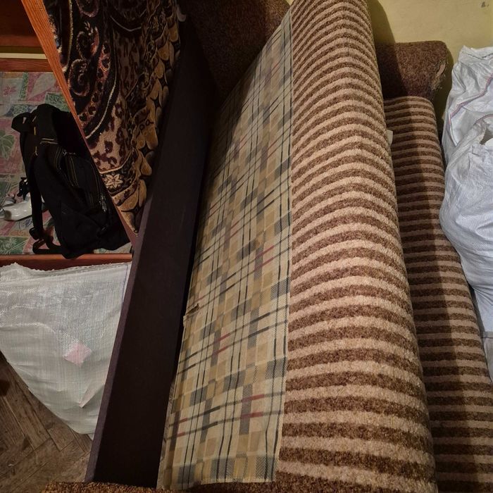 Диван раскладной БУ в хорошем состоянии