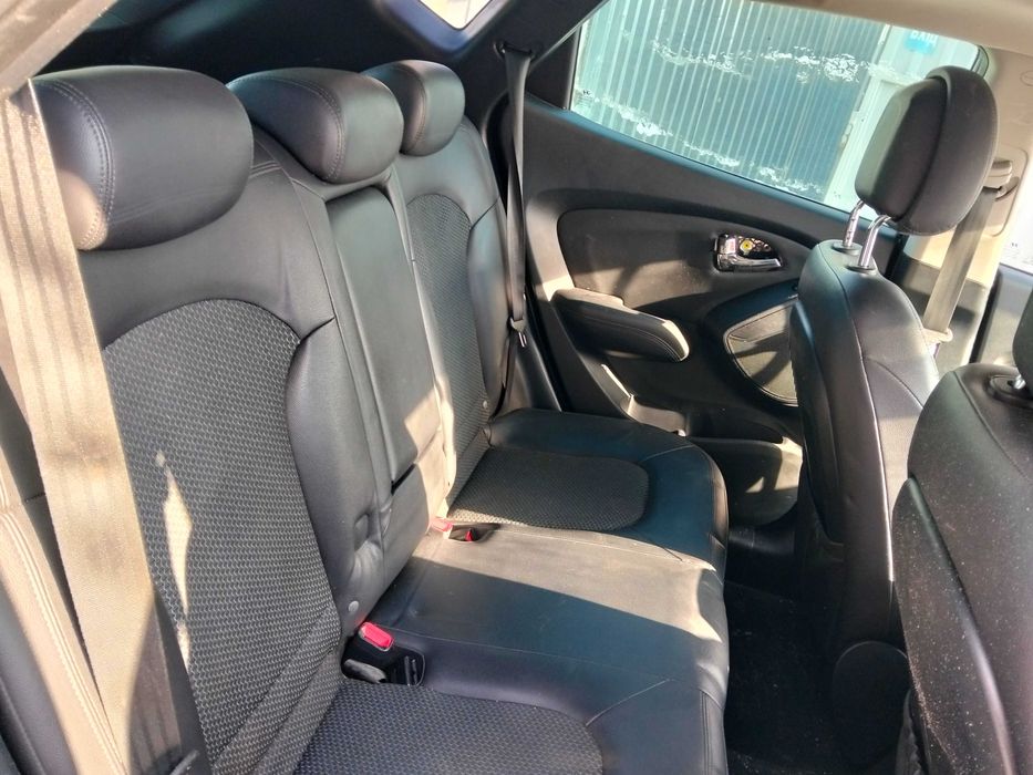 Розборка Шрот Hyundai ix35 Розборка запчастини Хендай ix35