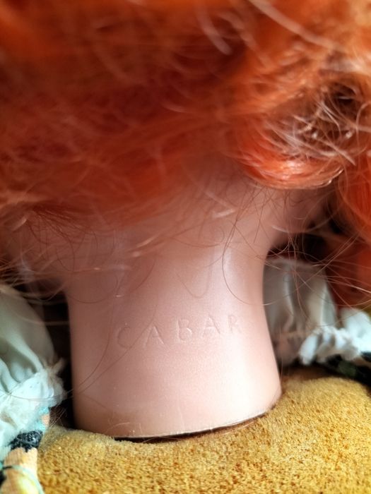 Boneca antiga marca cabar