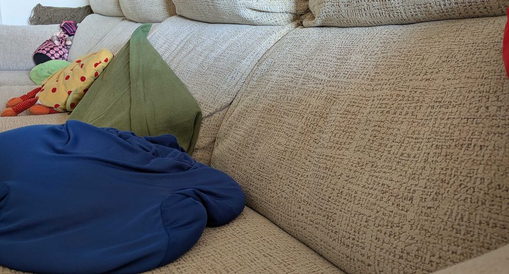 Sofá 4 lugares Bege com Chaise Longue