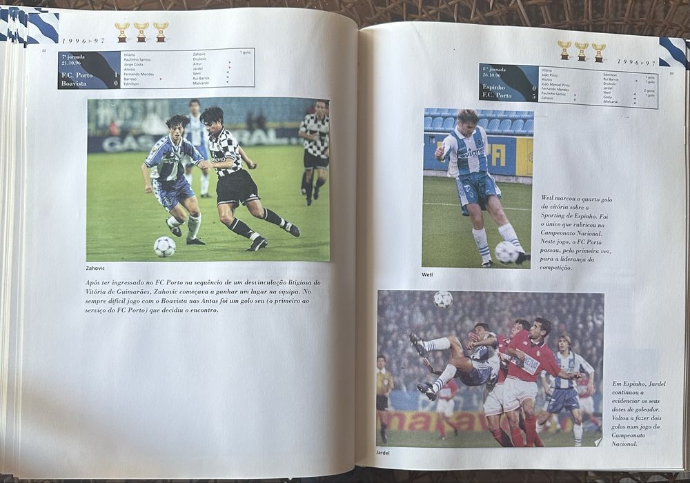 Livro “PENTA ILUSTRADO” completo (Comercio do Porto)