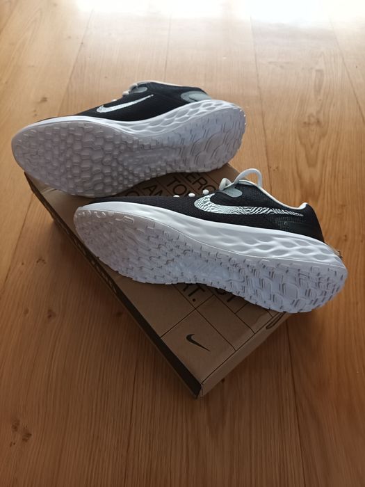 Ténis nike Pro revolution 6 Novos
