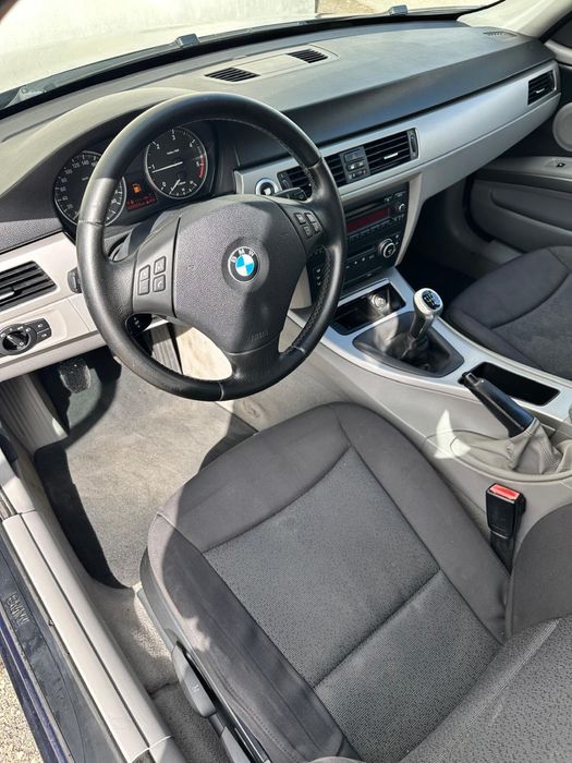 BMW 318 D Touring 2007