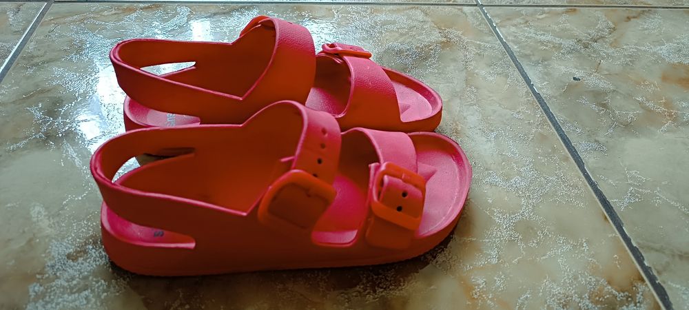 Sandałki Sinsay r.33