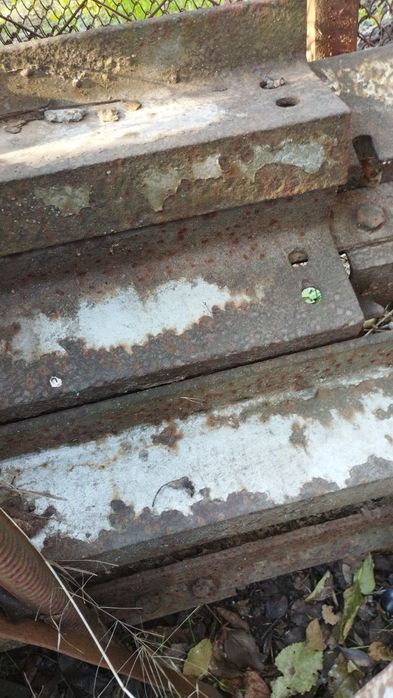 Швеллер стальной 8мм. Зигзаг. 3.5 метра