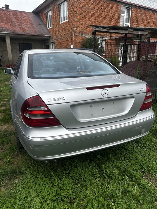 Розборка Mercedes W211