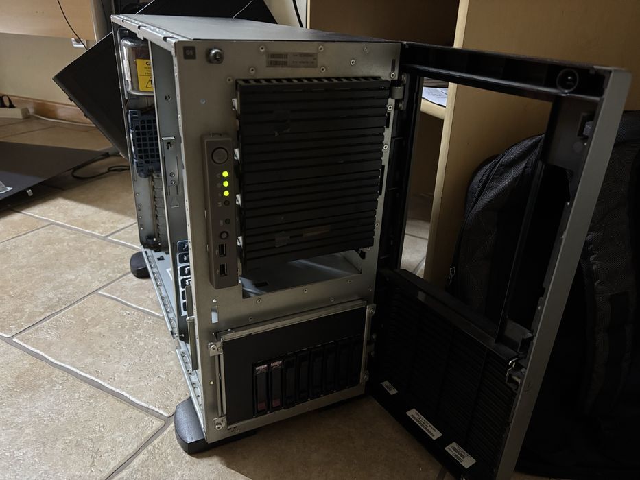 Servidor HP PROLIANT ML350