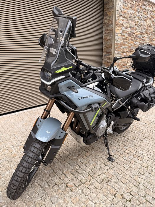 CFMOTO 450MT | 07/2024 | 4.025 km | Equipada