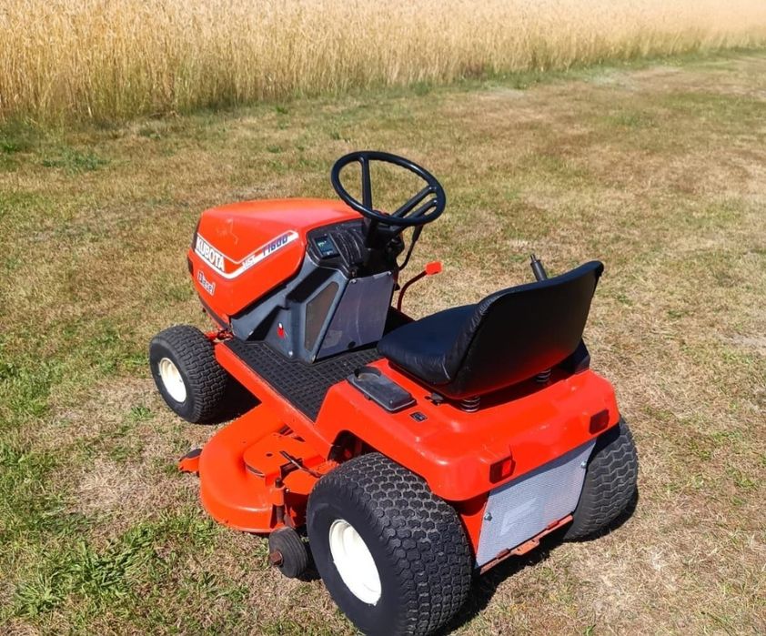 Kosiarka traktorek Kubota T1600H