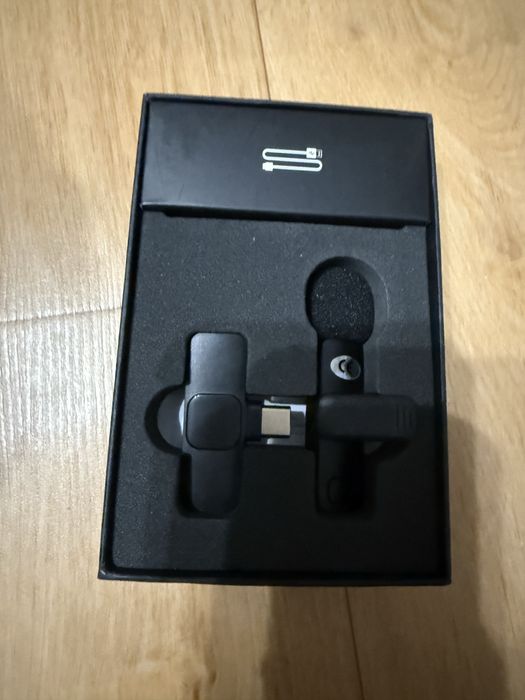 Бездротовий петличний мікрофон