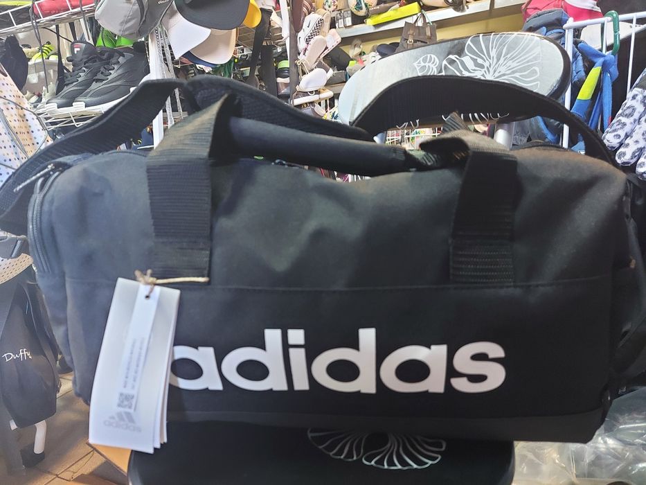 Сумка adidas GN1925 Чорний