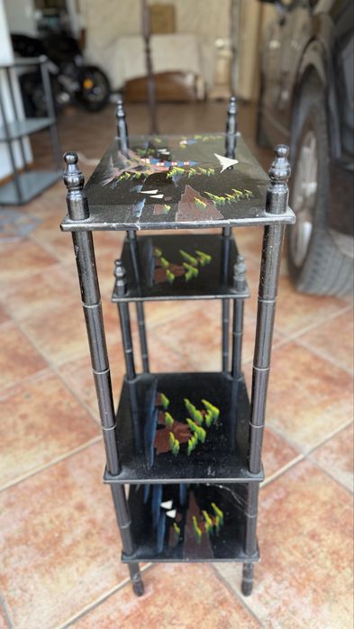 Pequena estante chinesa