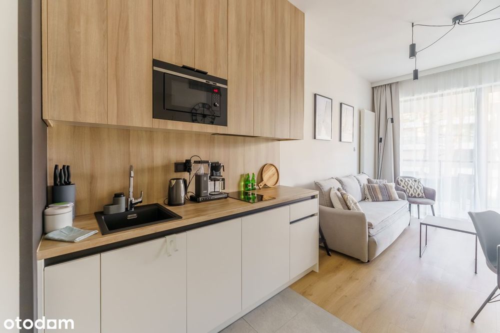 Apartament wśród lasu kilka kroków do morza i jeziora Resko - parking