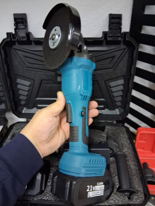 Rebarbadora sem escovas 125mm  Baterias de 6Ah e Mala