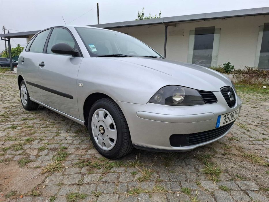 Seat Ibiza 1.2 Gasolina 5 Portas / Lugares Muito bom estado