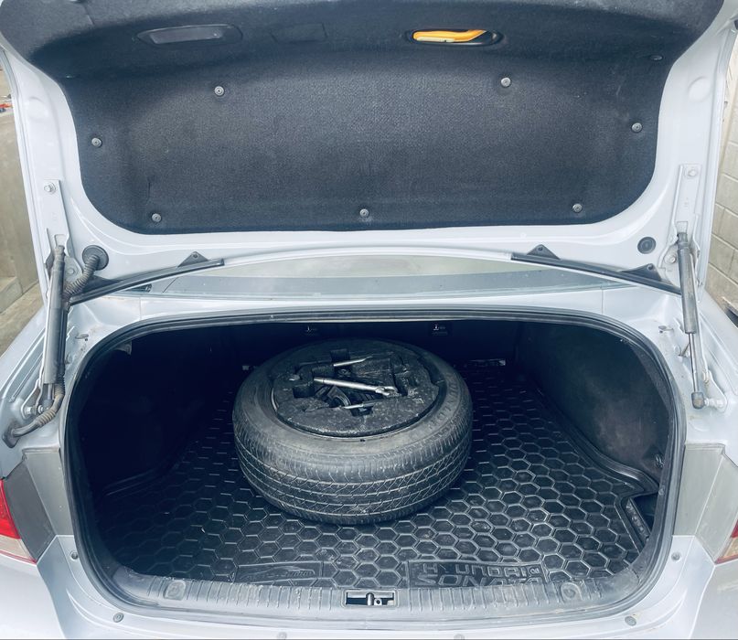 Hyundai Sonata 2006 -  Газ/Бенз , АВТОМАТ