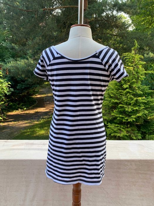 długi podkoszulek w czarno białe paski, rozm Xl, trois cina