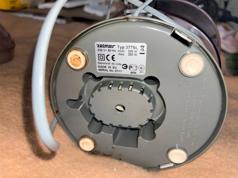 Соковижималка Zelmer Julita Silver line